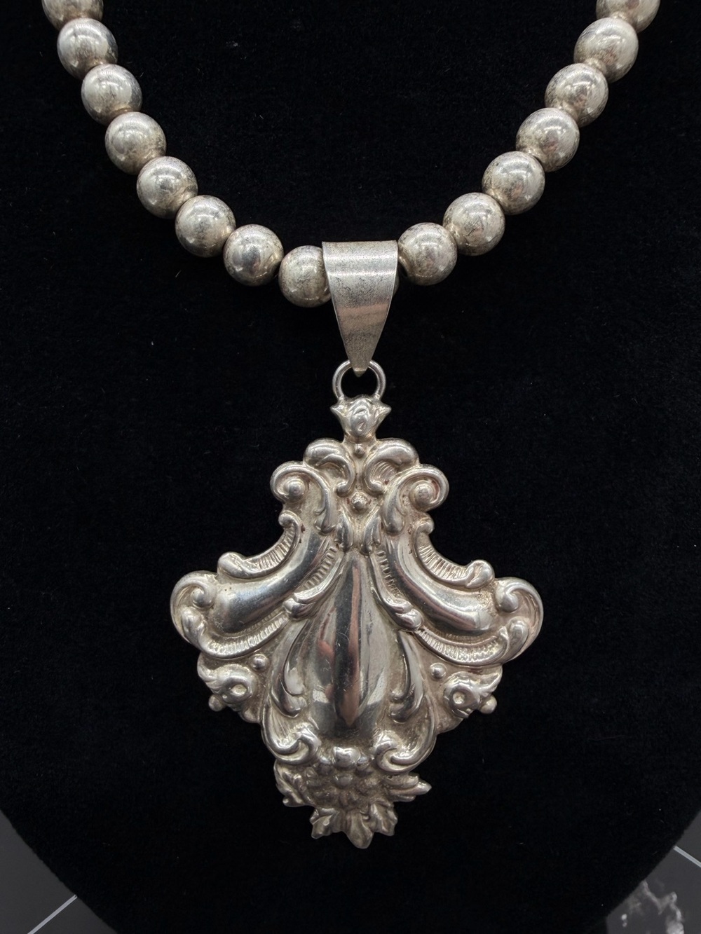 Vintage Sterling Silver 925 Thailand Graduated Bead Necklace Ornate Pendant